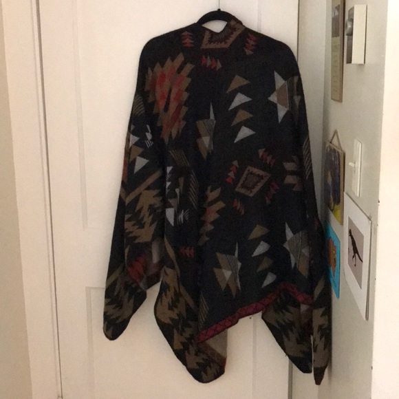 Aztec Shall - Picture 2 of 3